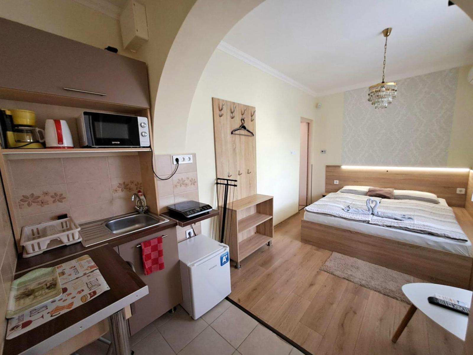 Wesselenyi Apartmanhaz Hajduszoboszlo Exterior photo