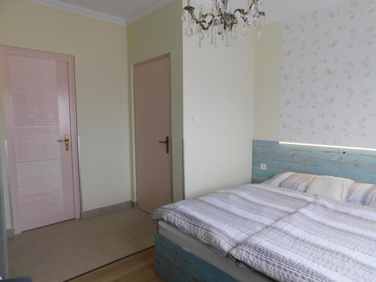 Wesselenyi Apartmanhaz Hajduszoboszlo Exterior photo